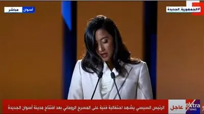 طلاب الجامعة الألمانية يعرضون مشروع الهوية البصرية.. والسيسي: 