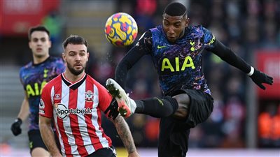 توتنهام يتعادل مع ساوثهامتون في الدوري الإنجليزي