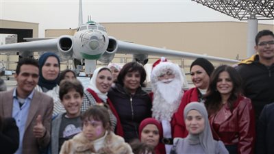 ابنة رجاء الجداوي تشارك في احتفالية الأيتام والقادرون بإختلاف بالعام الجديد في متحف القوات الجوية (صور)