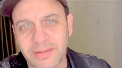 أول تعليق من مصطفى قمر بعد تعرضه لحادث سير (فيديو)