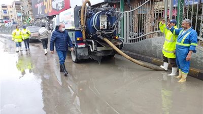 هطول أمطار غزيرة على الإسكندرية مع بدء نوة رأس العام (صور)