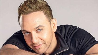 تعرض مصطفى قمر لحادث سير ونقله للمستشفى