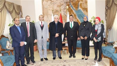 انطلاق البرنامج التدريبي للمرشحين لشغل منصب رئيس جامعة بمعهد إعداد القادة