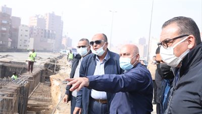 وزير النقل: بدء تنفيذ أول 10 محطات من نظام الأتوبيس الترددي السريع BRT