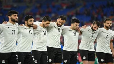 كيروش يستقر على ثلاثي وسط مصر في كأس الأمم الإفريقية