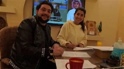 آيتن عامر بطلة العرض المسرحي في مسلسل الرواية