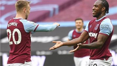 بالأسماء.. صلاح خارج التشكيل المثالي للجولة 21 من الدوري الإنجليزي