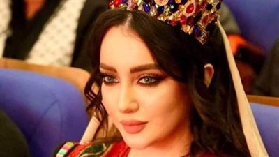 منال موسى تعيد 