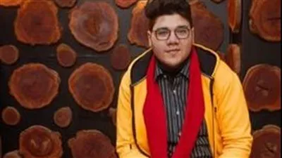 إسلام السعدني يشارك في العرض المسرحي 