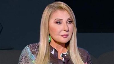 نادية الجندي تستعيد الذكريات بصور من فيلم 