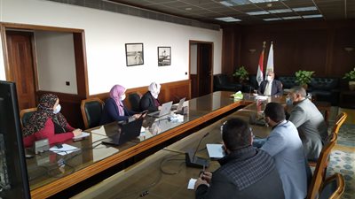 وزير الري يتابع مجهودات التحول الرقمي وتطبيقات متابعة المشروعات 