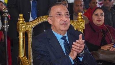 محافظ الإسكندرية مهنئًا البابا تواضروس بعيد الميلاد: 