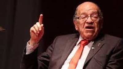 رد ناري من وسيم السيسي على رواد التواصل الاجتماعي بشأن صورة أبو الهول