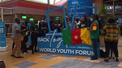 وصول الوفود المشاركة في منتدى شباب العالم إلى مطار شرم الشيخ