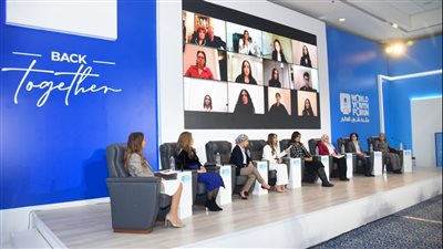 خلية نحل من الشباب المتطوعين لإدارة وتنظيم منتدى شباب العالم