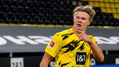 اختار وجهته القادمة.. هالاند يصدم برشلونة