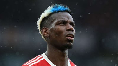 بوجبا يفجر أزمة جديدة في مانشستر يونايتد