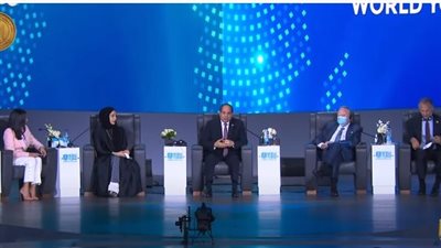 أحمد موسى يكشف مصادر تمويل منتدى شباب العالم 