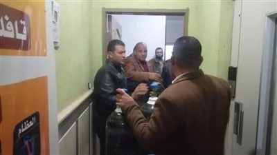 إغلاق عدد من المنشآت الطبية غير المرخصة بالعياط (صور)