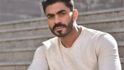 بعد إصابتها بفيروس كورونا.. خالد سليم يوجه رسالة لابنته