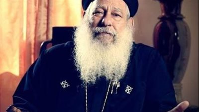 عاجل.. وفاة القس مكاري يونان متأثرا بفيروس كورونا 