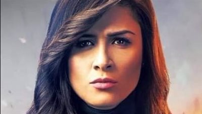 ياسمين عبد العزيز تتصدر استفتاء 