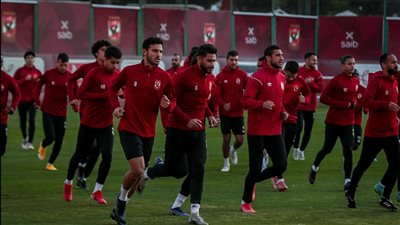 موسيماني يجهز لاعبي الأهلي استعدادًا لمباريات كأس الرابطة