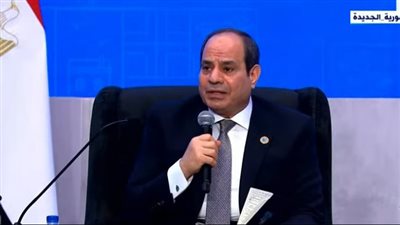 السيسي مازحًا: 