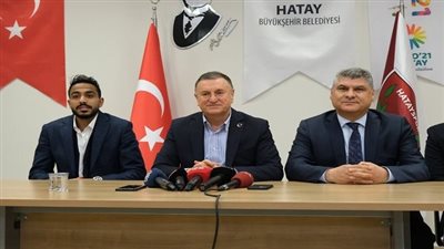 بالصور.. هاتاي سبور التركي يتعاقد مع كهربا رسميًا