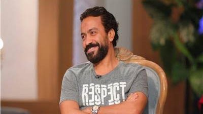 الموت يفجع الفنان سامح حسين