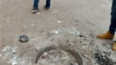  إنقاذ شخصين إثر سقوطهما داخل بالوعة في أبو النمرس