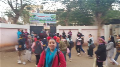 لليوم الثاني.. طلاب 