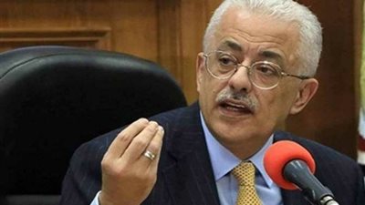 طارق شوقي يكشف حقيقة عودة الأسئلة المقالية في امتحانات الصف الثالث الثانوي 