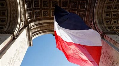 طبيب نفسي يقدم نصيحة لماكرون بشأن أطفال في سوريا