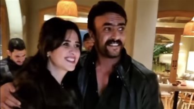 برفقة زوجها.. ياسمين عبدالعزيز تحتفل بعيد ميلادها 