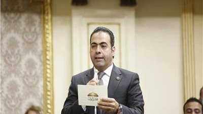 رئيس لجنة الرياضة بالنواب: عقد كيروش غريب وسنحاسب المسؤول