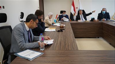 تجديد الثقة للدكتور حسام عبده أبو ساطي مديرا تنفيذيا لهيئة الاعتماد والرقابة الصحية للعام الثاني (صور)