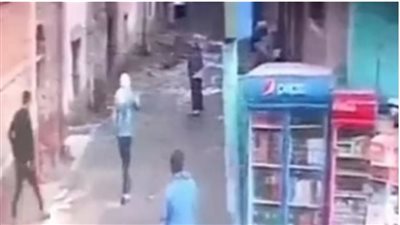 فيديو أشعل السوشيال ميديا.. 120 ثانية ترصد التحرش بفتاة الصف والأمن يضبط بطل الواقعة