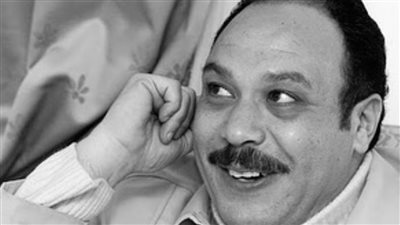 بكلمات مؤثرة.. أحمد خالد صالح يحيي ذكرى ميلاد والده