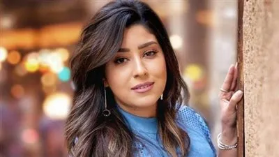 آيتن عامر عن تامر عاشور و تامر حسين: 