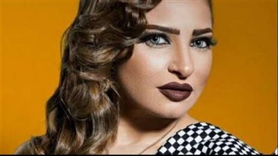 منة جلال شخصية شريرة في مسرحية 