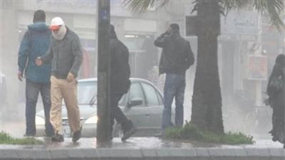 أستاذ مناخ: طقس الأربعاء شديد البرودة ويشهد تساقط أمطار (فيديو)