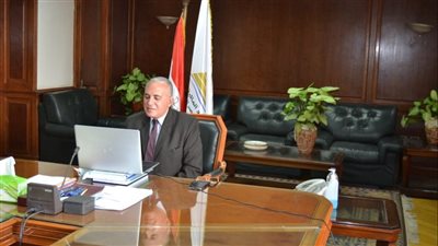 وزير الري يبحث مع المبعوث الهولندى للمياه دعم قضايا المناخ