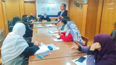 وكيل صحة السويس يبحث دعم مبادرات 