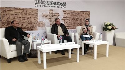 نائب رئيس هيئة الكتاب: اهتمام جماهيري متميز بفعاليات البرنامج الثقافي لمعرض الكتاب احتفاءً بمسيرة يحيى حقي