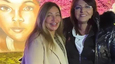 ليلى علوي بصحبة هالة صدقي في أحدث ظهور