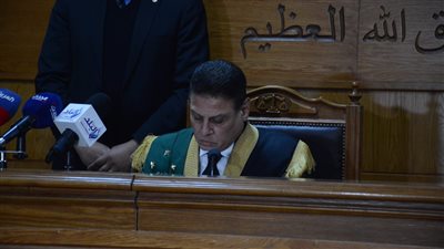 تأجيل محاكمة المتهمين بالتخابر مع داعش لـ 15 مارس