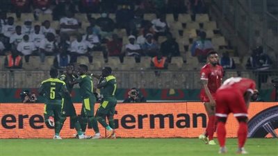 السنغال تقهر غينيا الإستوائية بالثلاثة وتتأهل لمواجهة بوركينا فاسو في نصف نهائي الكان (فيديو)