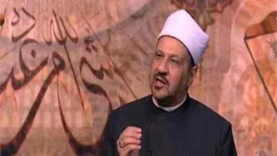 داعية يحذر الشباب من الاشتراك في المنصات المروجة لكل ما يخالف الشريعة