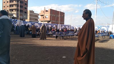 أول صور لعزاء أسرة ضحايا الغاز بمسقط رأسهم قرية ترسا بالقليوبية